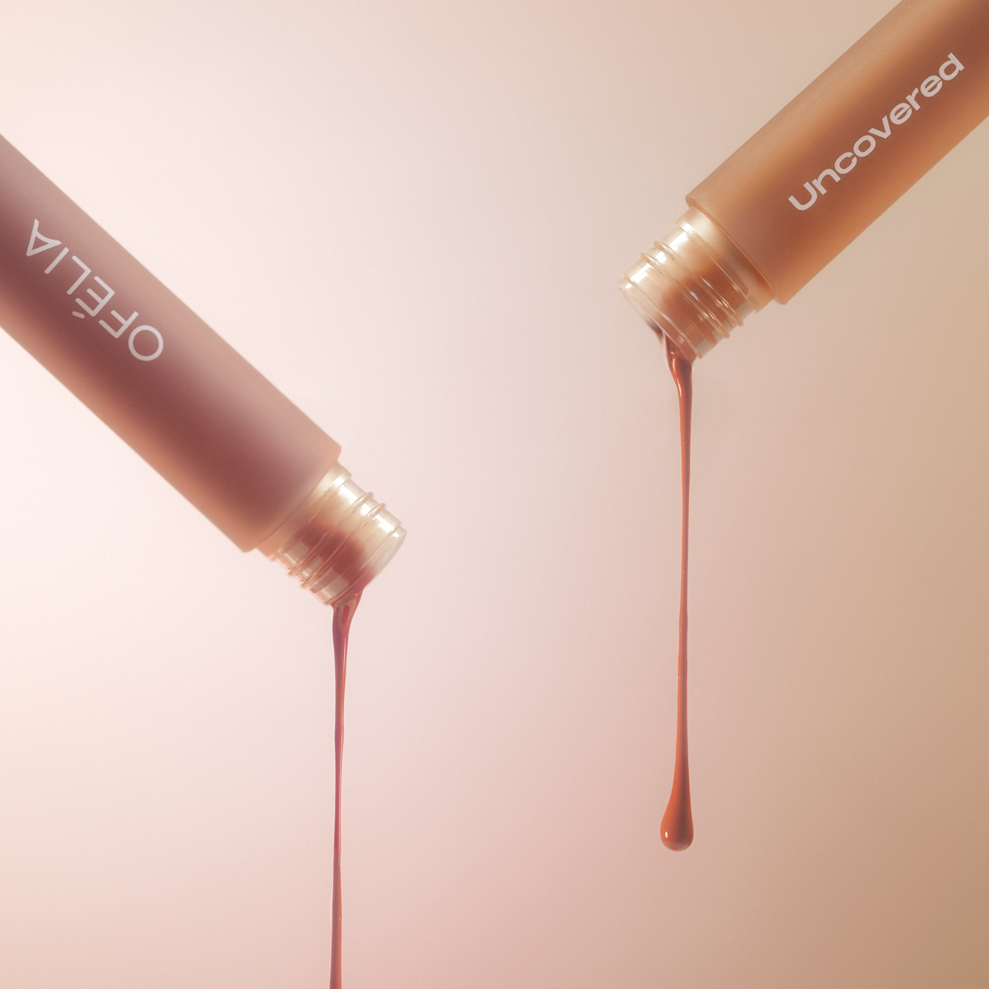 SET 2 UNCOVERED LIP MOUSSE CHAPTER 01